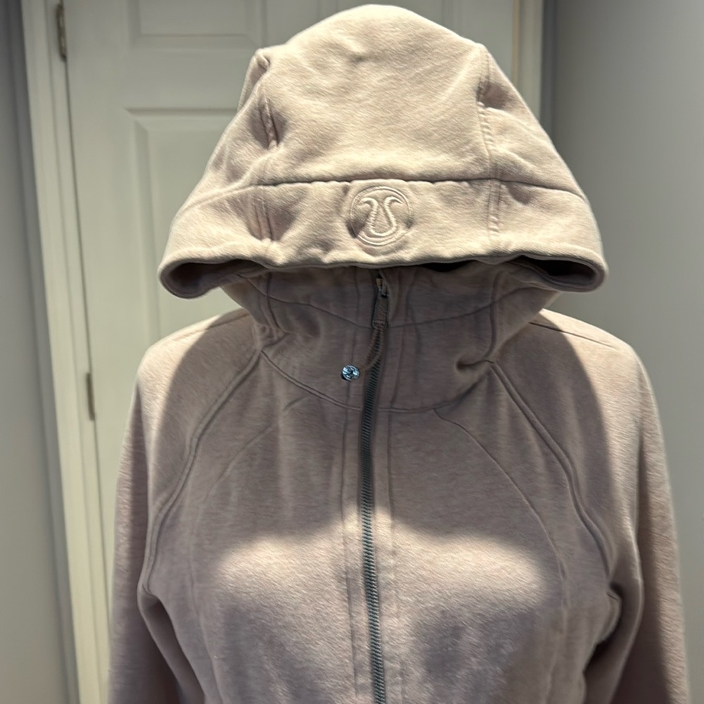 Lululemon scuba hoodie size 10 excellent condition